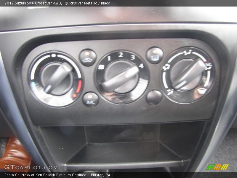 Controls of 2012 SX4 Crossover AWD