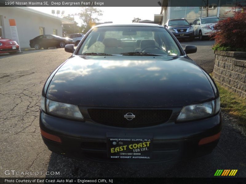 Deep Evergreen Pearl / Beige 1996 Nissan Maxima SE