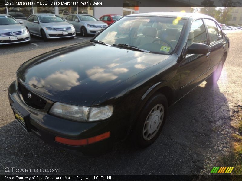 Deep Evergreen Pearl / Beige 1996 Nissan Maxima SE