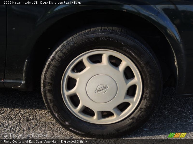 Deep Evergreen Pearl / Beige 1996 Nissan Maxima SE