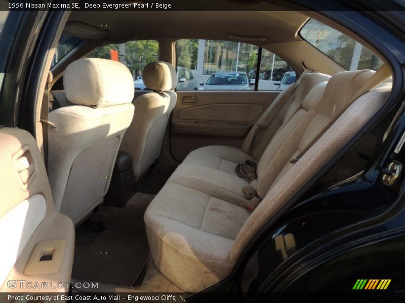 Deep Evergreen Pearl / Beige 1996 Nissan Maxima SE