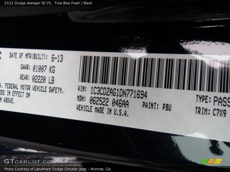 True Blue Pearl / Black 2013 Dodge Avenger SE V6