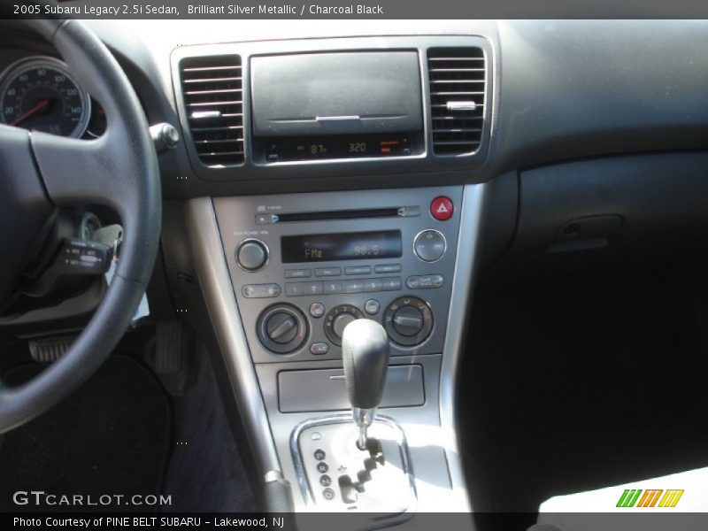 Brilliant Silver Metallic / Charcoal Black 2005 Subaru Legacy 2.5i Sedan
