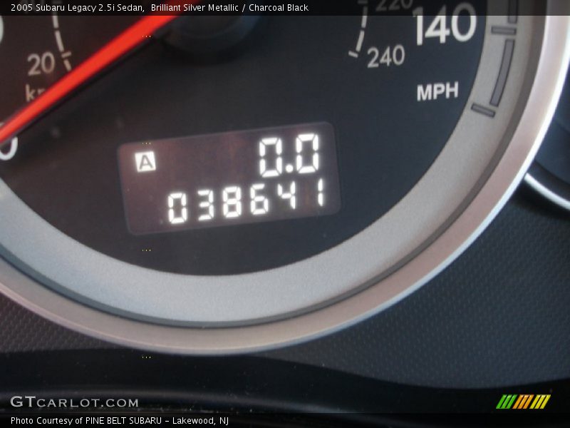 Brilliant Silver Metallic / Charcoal Black 2005 Subaru Legacy 2.5i Sedan