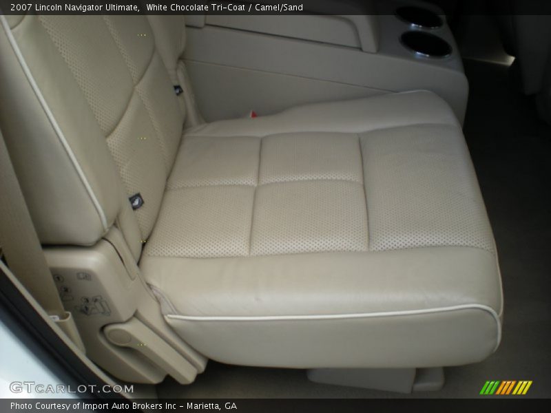 White Chocolate Tri-Coat / Camel/Sand 2007 Lincoln Navigator Ultimate