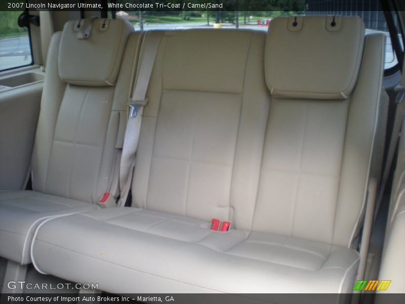 White Chocolate Tri-Coat / Camel/Sand 2007 Lincoln Navigator Ultimate