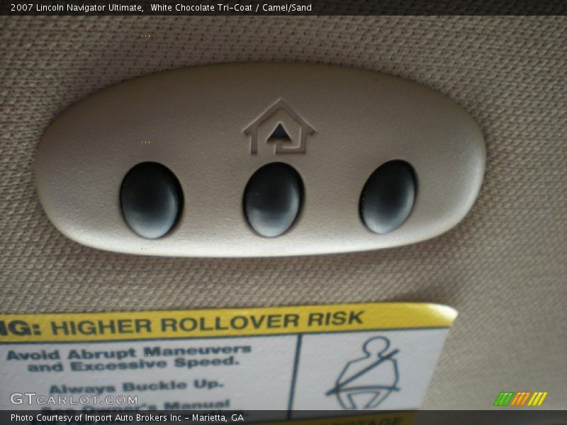 White Chocolate Tri-Coat / Camel/Sand 2007 Lincoln Navigator Ultimate