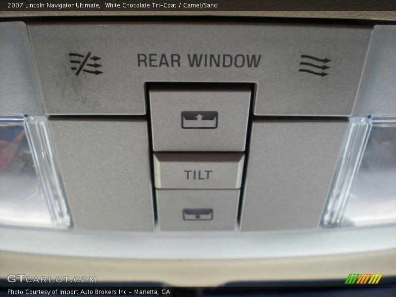 White Chocolate Tri-Coat / Camel/Sand 2007 Lincoln Navigator Ultimate