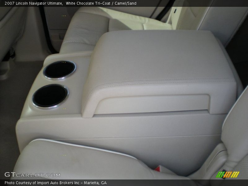White Chocolate Tri-Coat / Camel/Sand 2007 Lincoln Navigator Ultimate