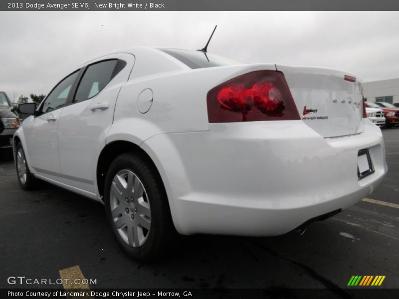 New Bright White / Black 2013 Dodge Avenger SE V6