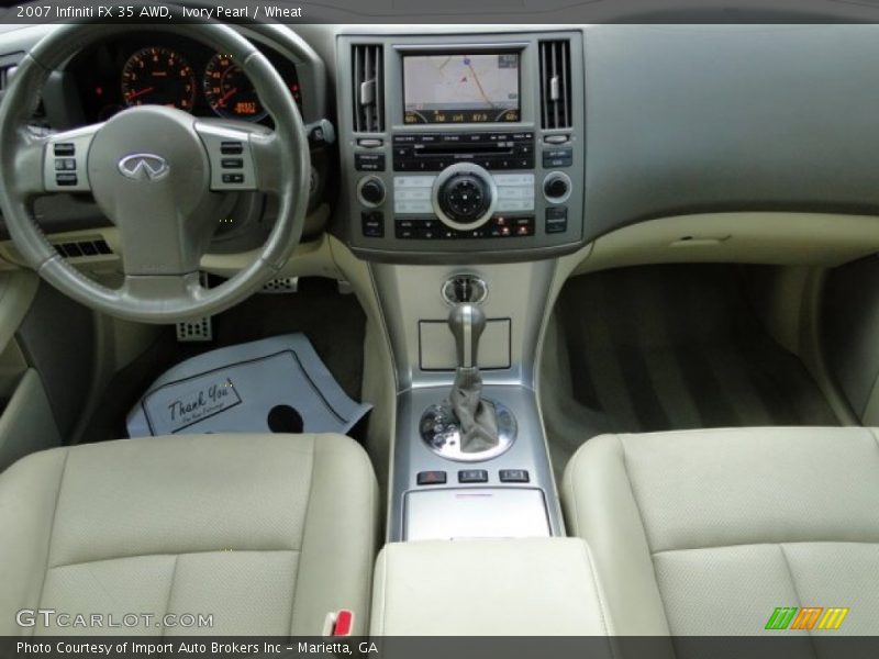 Dashboard of 2007 FX 35 AWD