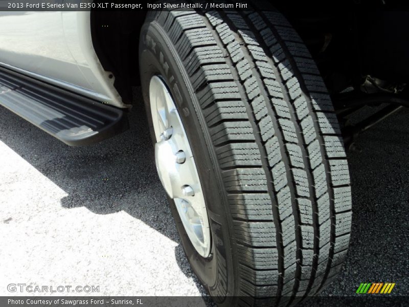 Ingot Silver Metallic / Medium Flint 2013 Ford E Series Van E350 XLT Passenger