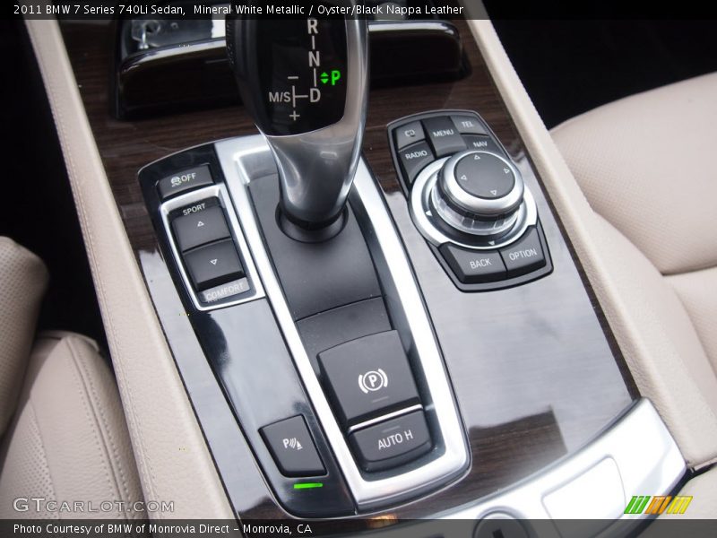 Mineral White Metallic / Oyster/Black Nappa Leather 2011 BMW 7 Series 740Li Sedan