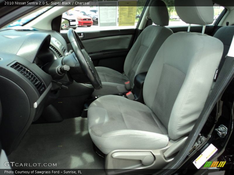 Super Black / Charcoal 2010 Nissan Sentra 2.0 S