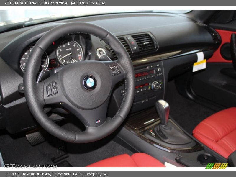 Dashboard of 2013 1 Series 128i Convertible