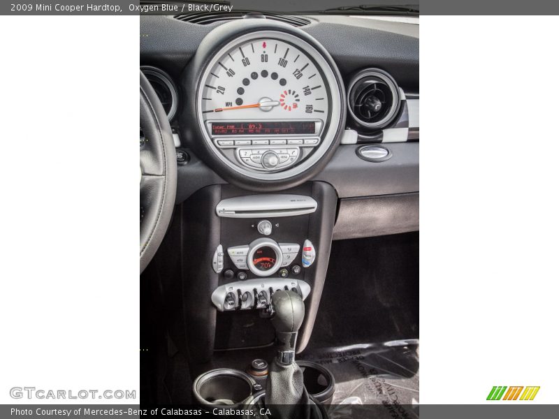 Oxygen Blue / Black/Grey 2009 Mini Cooper Hardtop