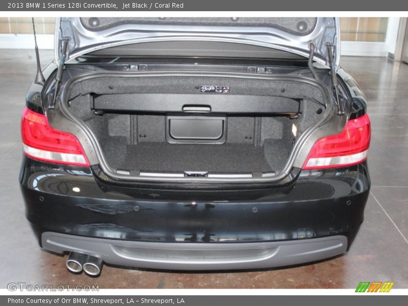  2013 1 Series 128i Convertible Trunk