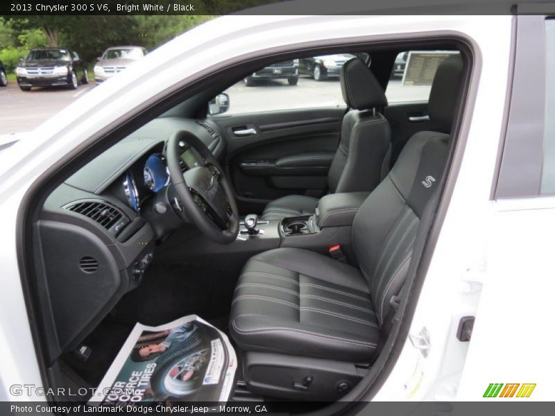 Bright White / Black 2013 Chrysler 300 S V6