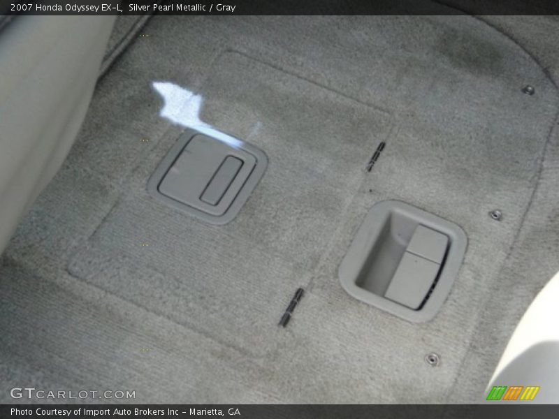Silver Pearl Metallic / Gray 2007 Honda Odyssey EX-L