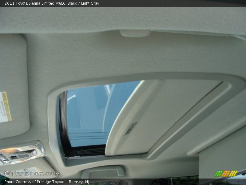 Black / Light Gray 2011 Toyota Sienna Limited AWD