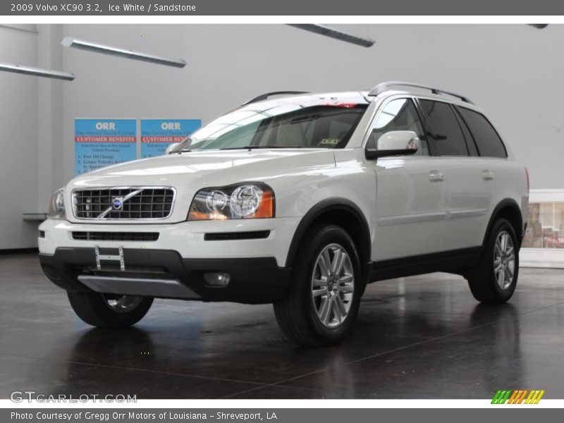 Ice White / Sandstone 2009 Volvo XC90 3.2
