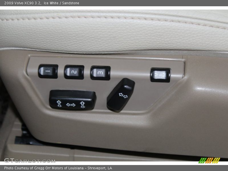 Controls of 2009 XC90 3.2