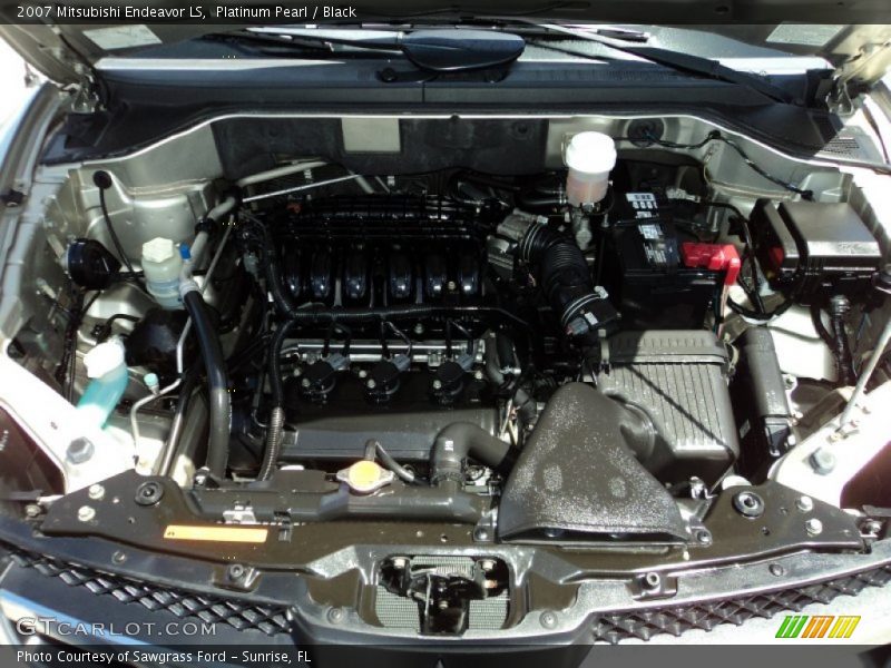Platinum Pearl / Black 2007 Mitsubishi Endeavor LS