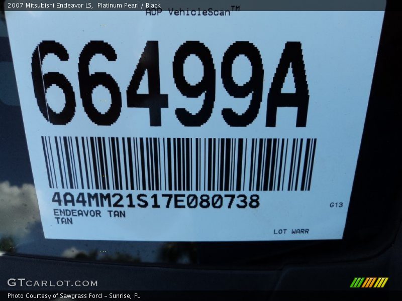 Platinum Pearl / Black 2007 Mitsubishi Endeavor LS