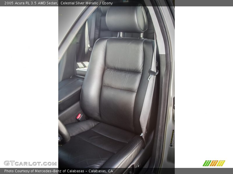 Front Seat of 2005 RL 3.5 AWD Sedan