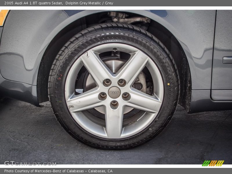  2005 A4 1.8T quattro Sedan Wheel