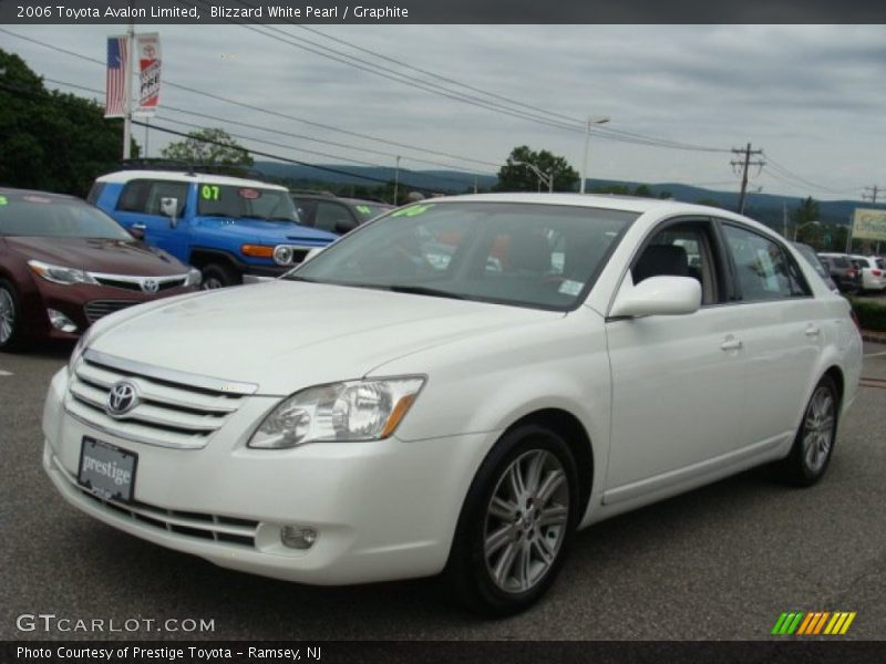 Blizzard White Pearl / Graphite 2006 Toyota Avalon Limited
