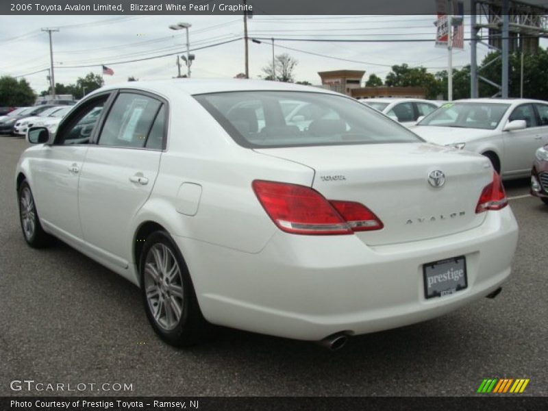 Blizzard White Pearl / Graphite 2006 Toyota Avalon Limited