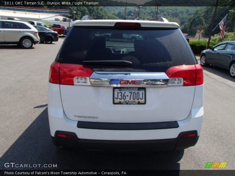 Olympic White / Light Titanium 2011 GMC Terrain SLE