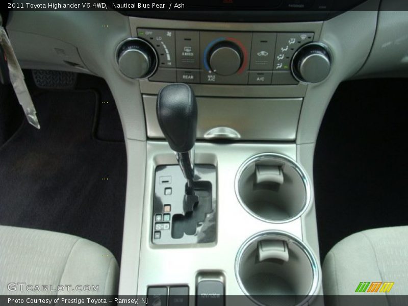 Nautical Blue Pearl / Ash 2011 Toyota Highlander V6 4WD