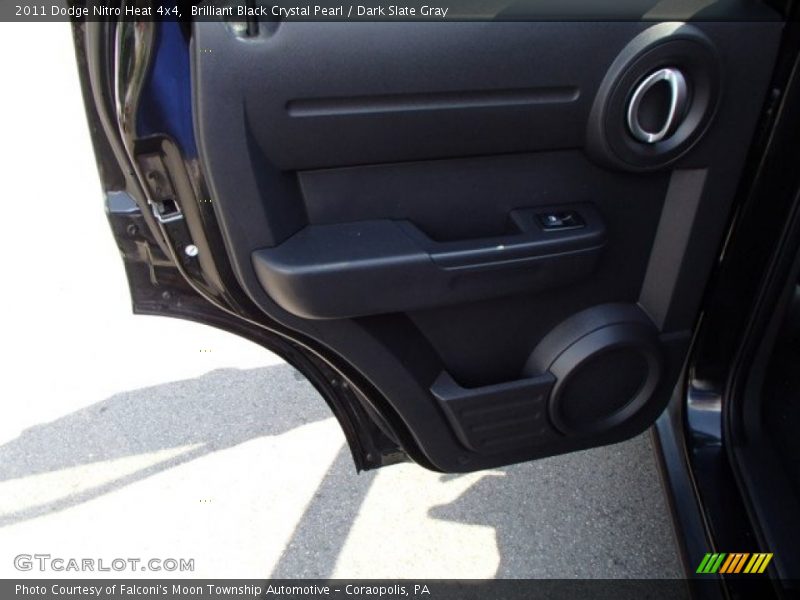 Brilliant Black Crystal Pearl / Dark Slate Gray 2011 Dodge Nitro Heat 4x4