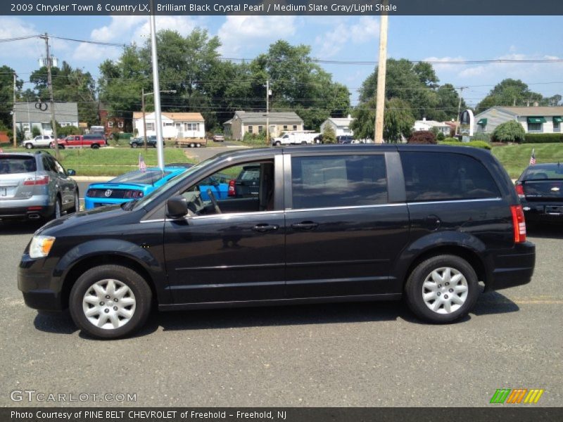 Brilliant Black Crystal Pearl / Medium Slate Gray/Light Shale 2009 Chrysler Town & Country LX