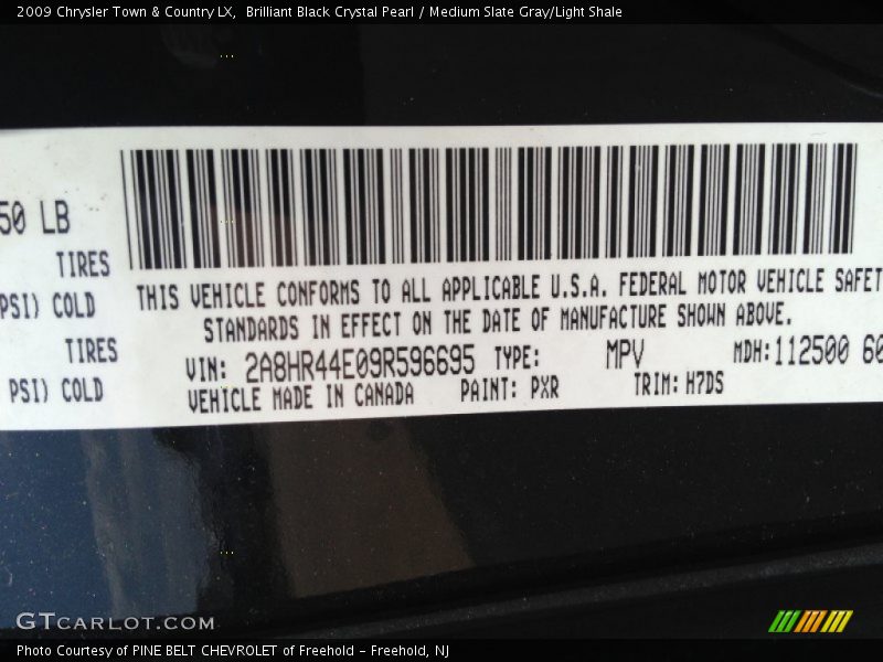 Brilliant Black Crystal Pearl / Medium Slate Gray/Light Shale 2009 Chrysler Town & Country LX