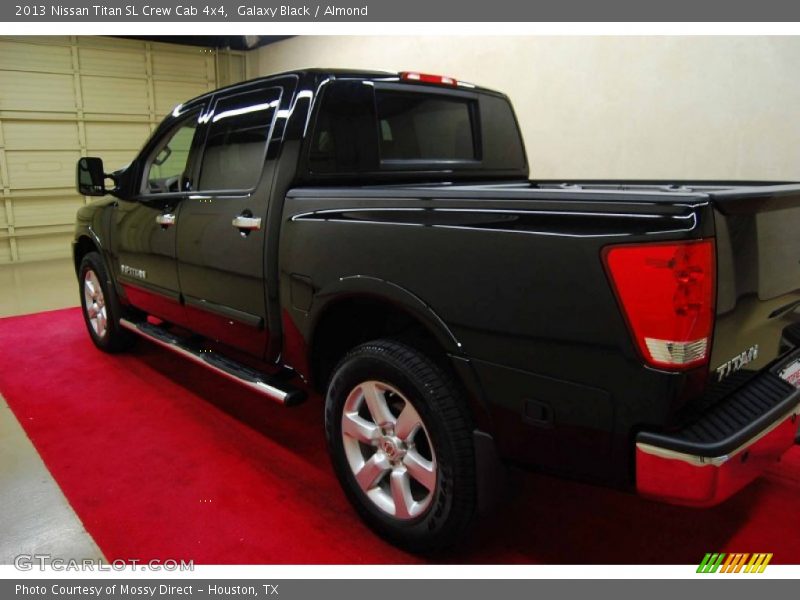 Galaxy Black / Almond 2013 Nissan Titan SL Crew Cab 4x4