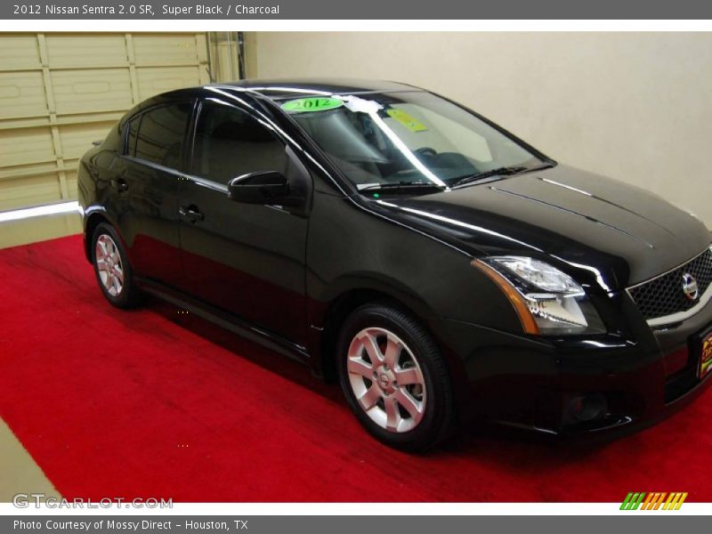 Super Black / Charcoal 2012 Nissan Sentra 2.0 SR