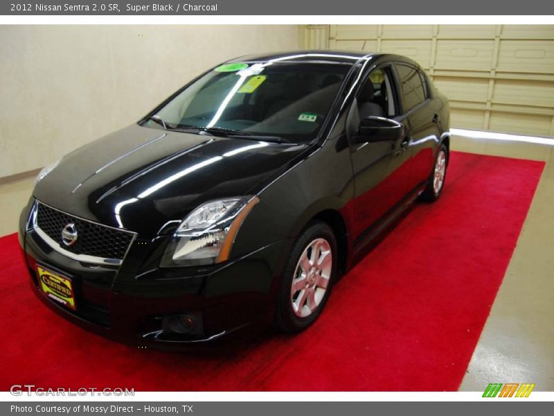 Super Black / Charcoal 2012 Nissan Sentra 2.0 SR