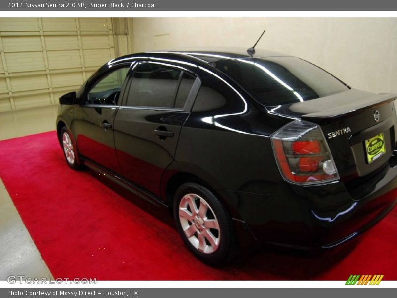 Super Black / Charcoal 2012 Nissan Sentra 2.0 SR