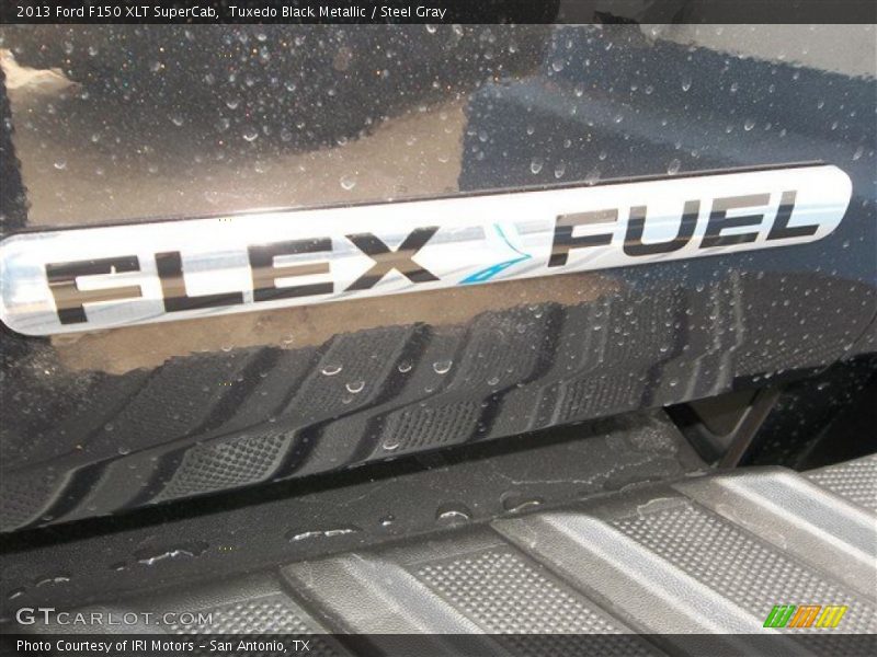 Tuxedo Black Metallic / Steel Gray 2013 Ford F150 XLT SuperCab