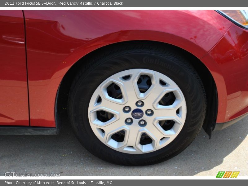 Red Candy Metallic / Charcoal Black 2012 Ford Focus SE 5-Door
