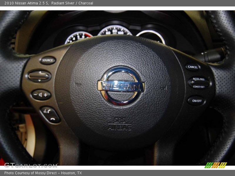 Radiant Silver / Charcoal 2010 Nissan Altima 2.5 S