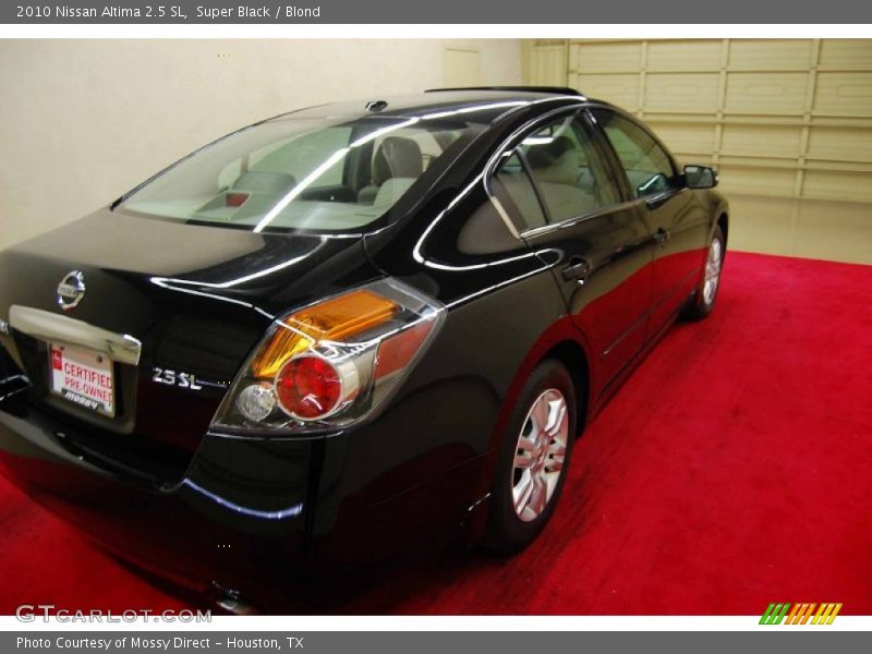 Super Black / Blond 2010 Nissan Altima 2.5 SL