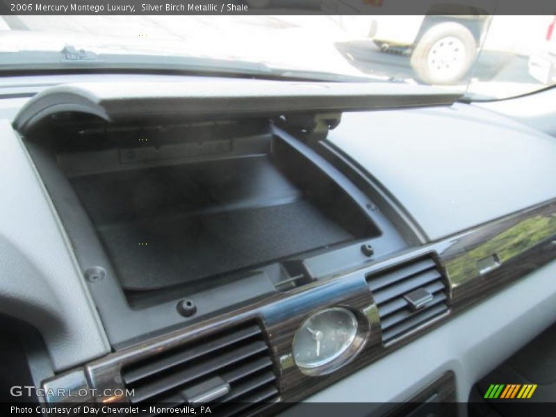 Silver Birch Metallic / Shale 2006 Mercury Montego Luxury