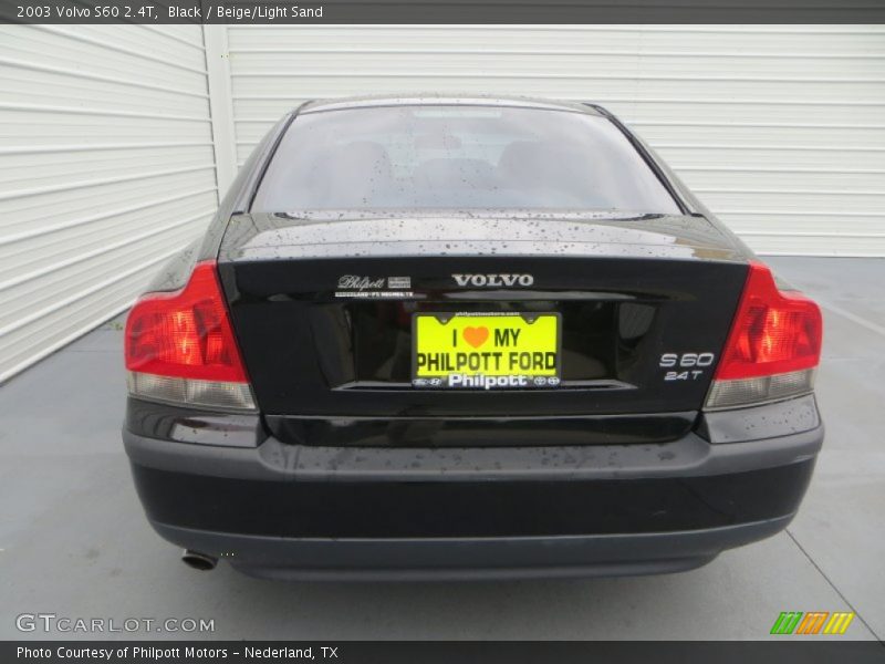 Black / Beige/Light Sand 2003 Volvo S60 2.4T