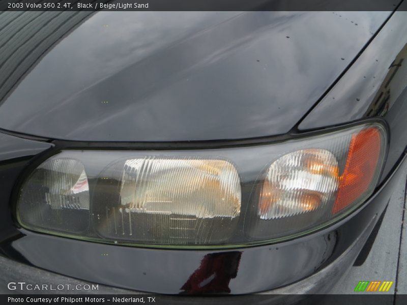 Black / Beige/Light Sand 2003 Volvo S60 2.4T