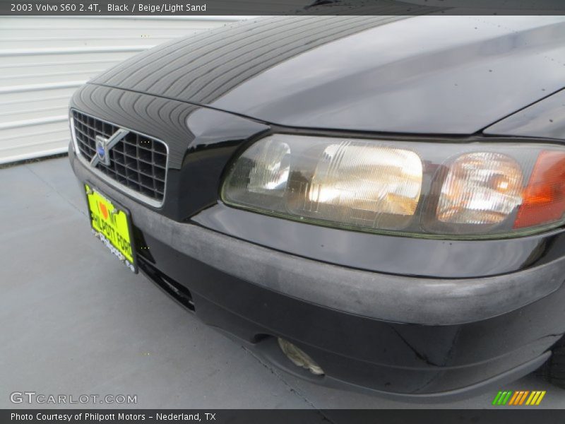 Black / Beige/Light Sand 2003 Volvo S60 2.4T