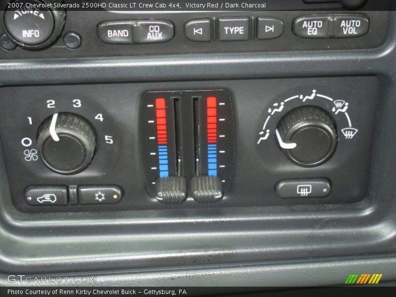 Victory Red / Dark Charcoal 2007 Chevrolet Silverado 2500HD Classic LT Crew Cab 4x4